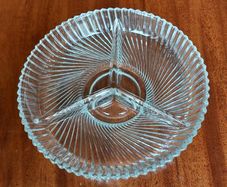 Vintage Serving/Hors D'oeuvre Glass Dish