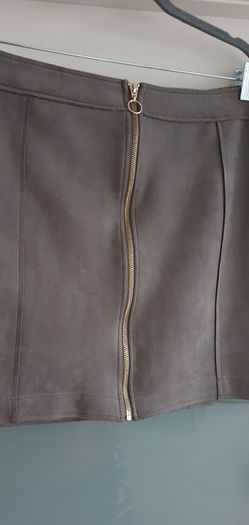 DUNNES faux suede skirt Sz 16