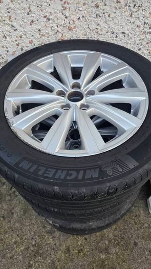 4 alloy wheels Vw