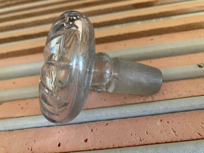 Crystal decanter stopper