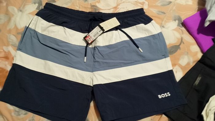 mens boss &Tommy shorts xl