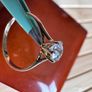 Solitaire Engagement ring 18k Image 4