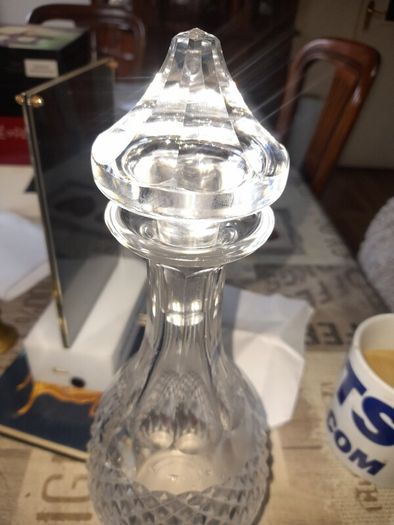 A Beautiful Vintage Waterford Crystal Cut Glass Decanter with Original Top Colleen Pattern and in good condition with no chips or cracks