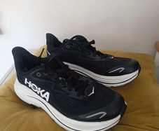 Hoka Clifton 10