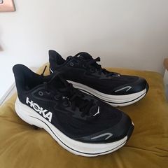 Hoka Clifton 10