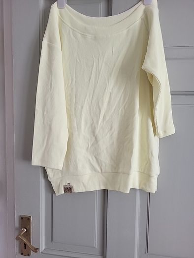 yellow top