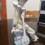 Nao by Lladro Figurine ' Wandering minstrel ' clown with Mandolin (MD50) Image 9