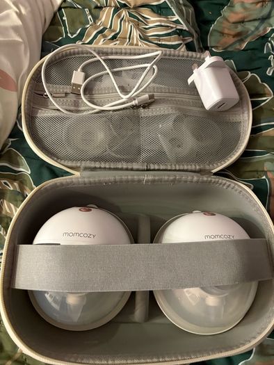 Momcozy M5 Breast Pump