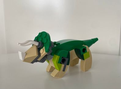 Lego Jurassic World Triceratops foil pack 122006