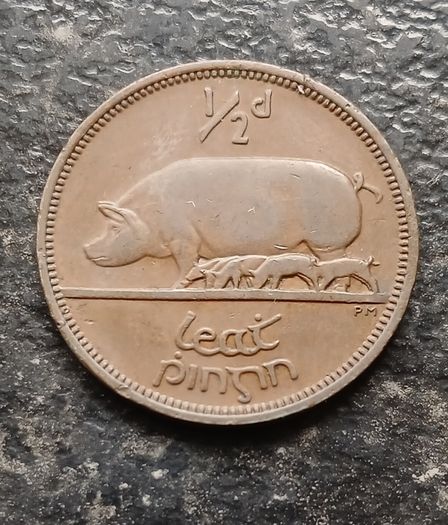 1940 Ireland Half Penny "Leat Pingin"