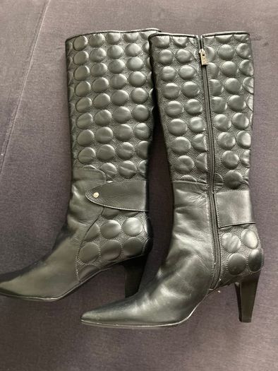 Woman's Boots