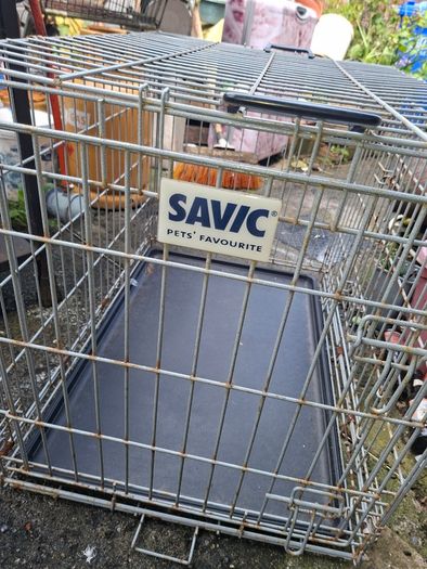 Large Metal Savic dog crate with Tray and can be folded down as in photos, Postage Available