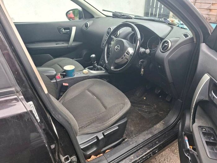 2010 nissan quasqui