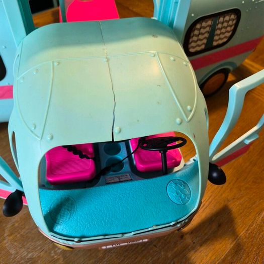 L.O.L Campervan & Accessories