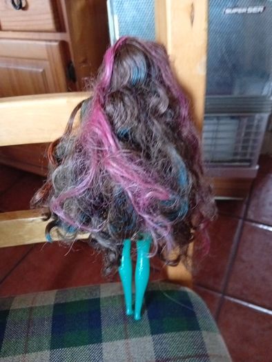 Barbie Colour Reveal Party Confetti African Doll Long Hair 2020 Mattel K13