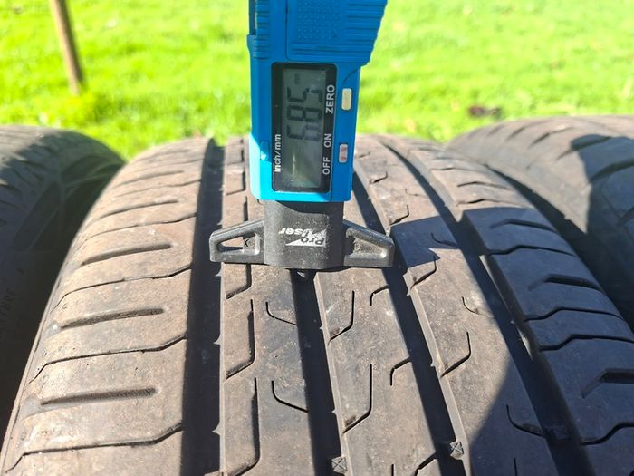 18" Genuine Bmw 1or 2 Series M Sport Alloys with tyres