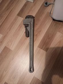 24" pipe wrench