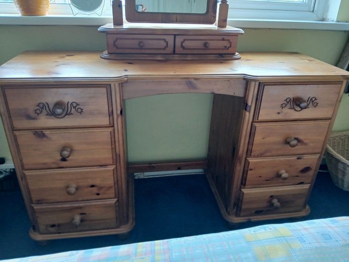 Bedroom matching furniture