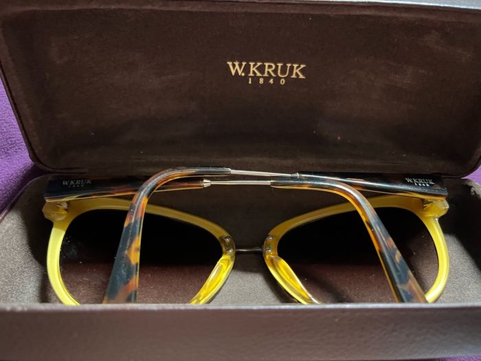 sunglasses with case