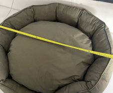Dog Bed - Medium - Alice & Co, Water Resistant