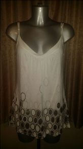 Boutique cream/silver top size UK14 EUR42 Perfect condition Postage included