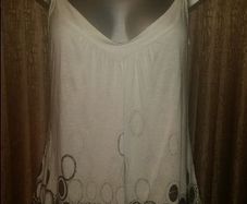 Boutique cream/silver top size UK14 EUR42 Perfect condition Postage included
