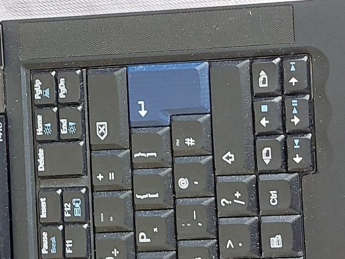 Lenovo Thinkpad T410, Intel Core i5 CPU M 520, 2.4GHz, Windows 10, 4GB Ram, 160GB HDD, Microsoft Edge, Chrome and VLC