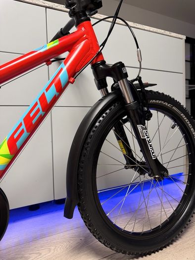 FELT Q20 Kids Bike 20 inch (Like New)