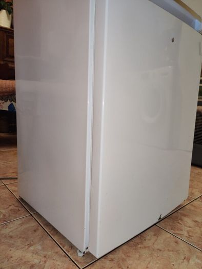 Beko Fridge Freezer 270L Fully Working Reversible Door