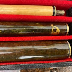 Cue Stick 4 Piece Cue Stick By  Airborne With Case Wont Lock