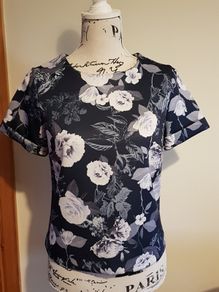 Size 8 Blue Floral Top
