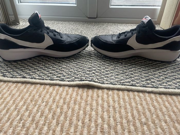 Nike Waffle Debut Size 10