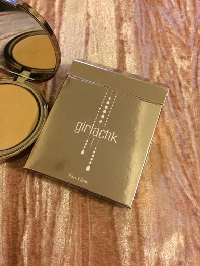 girlactik face glow