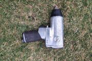 pneumatic compressed air gun
