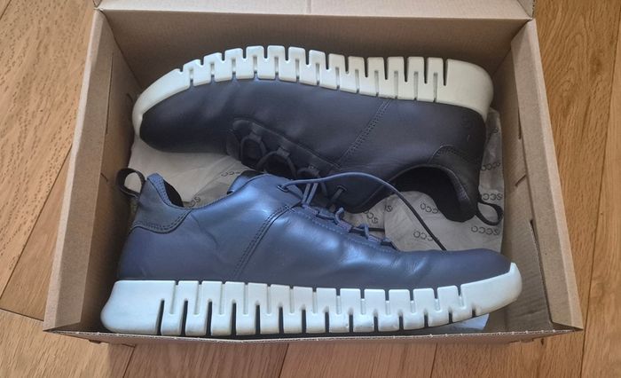 Ecco Mens Trainers
