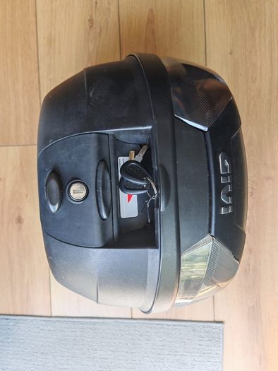 Motorcycle top box Givi, panniers