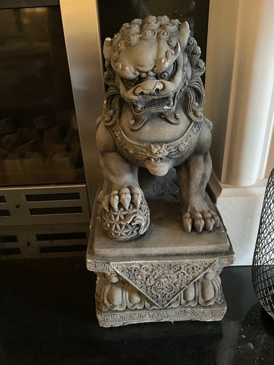 Foo Dogs