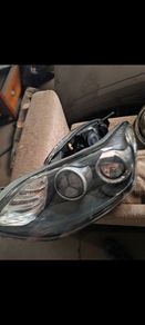 kia sportage headlight