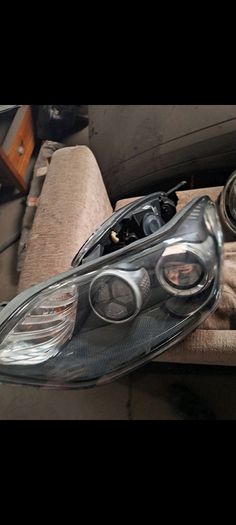 kia sportage headlight