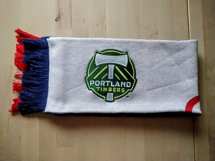 Portland Timbers MLS Scarf 2015 Champions (Football Soccer USA) NEW NO TAGS