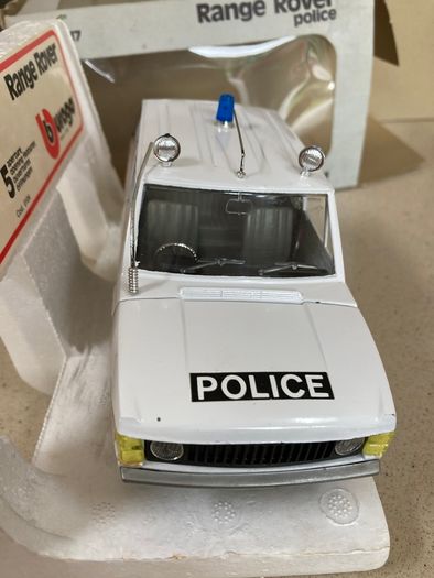 Range Rover Police Scale 1/24 Year 1978 Burago