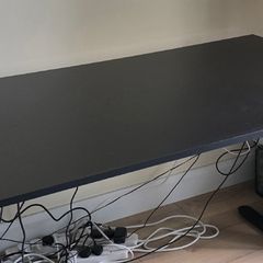 Standing desk