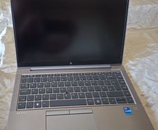 Hp Zfirefly14 G8 14" Laptop Ram 16gb/512 Nvme Ssd