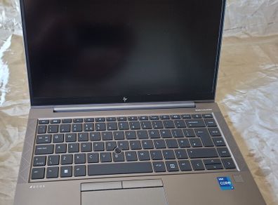 Hp Zfirefly14 G8 14" Laptop Ram 16gb/512 Nvme Ssd