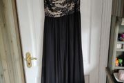 Chi Chi London Maxi dress and shawl