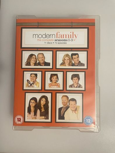 DVD boxset of modern family the complete seasons 1-3 11 discs 72 episodes
