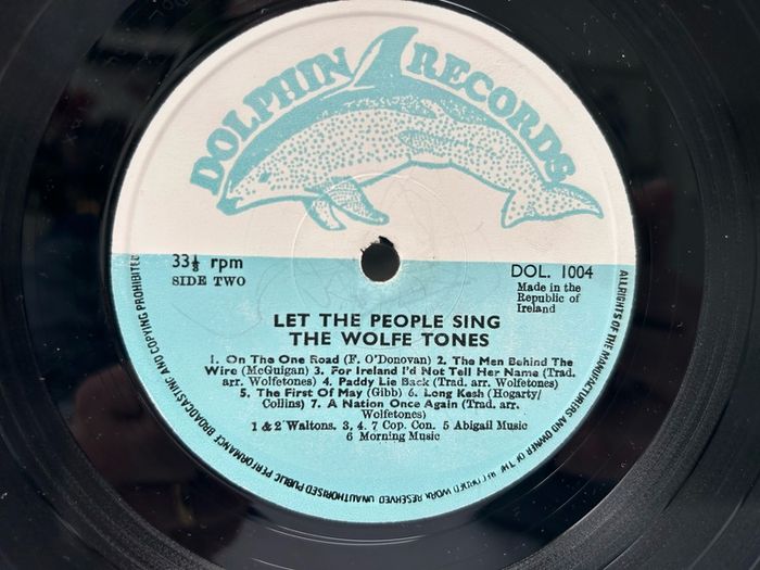 Wolfe Tones Let The People Sing LP 1972 Irish Press DOL 1004 A1/B1 + Insert