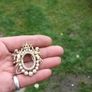Vintage Brooch 2 Cherubs supporting Crown crystals and pearls - Photo frame Image 7