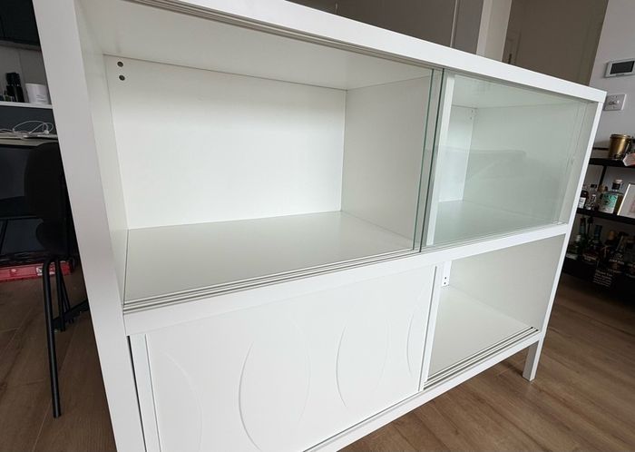 cupboard/ sideboard