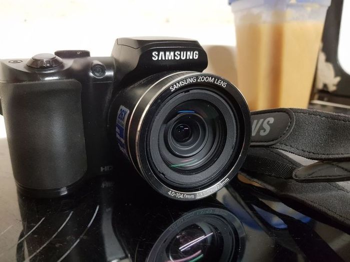 Samsung WB100 Camera
